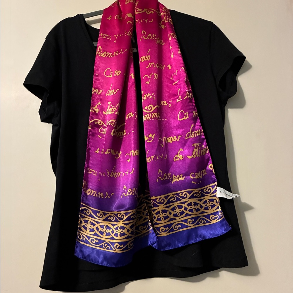 Liz Claiborne 100% polyester scarf